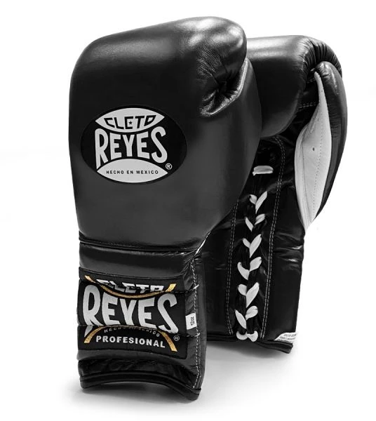 Cleto Reyes Traditional Lace Sparring Boxing Glove 3 Cleto Reyes Traditional Lace Sparring Boxing Glove - Image 3