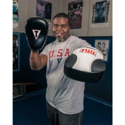 TITLE Classic Pro-Style Trainer's Mitts -Boxing Equipment Store cpstm