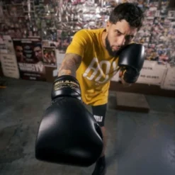 TITLE Boxing Roberto Duran Leather Sparring Gloves - Lace -Boxing Equipment Store title boxing roberto duran leather sparring gloves lace 5